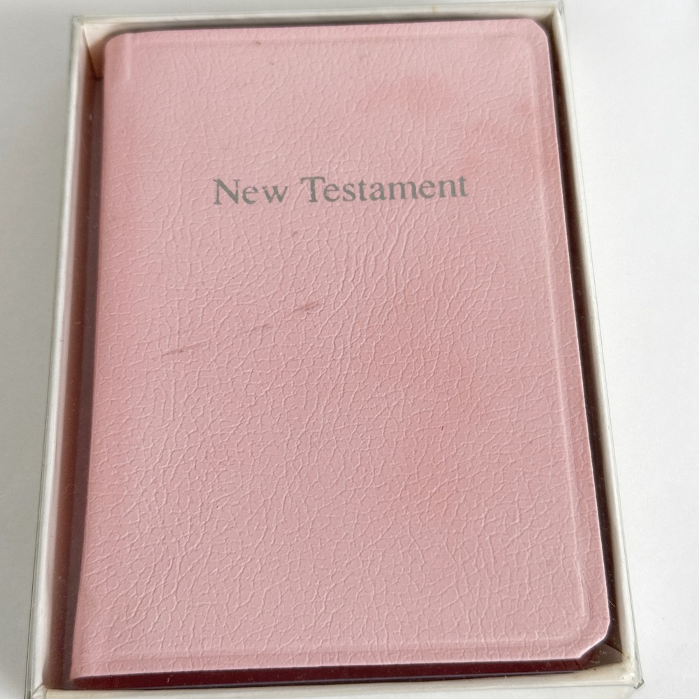 NOS Zondervan NIV Tiny Testament Pink Leatherette Bible Hallmark Gift Box - Picture 9 of 9